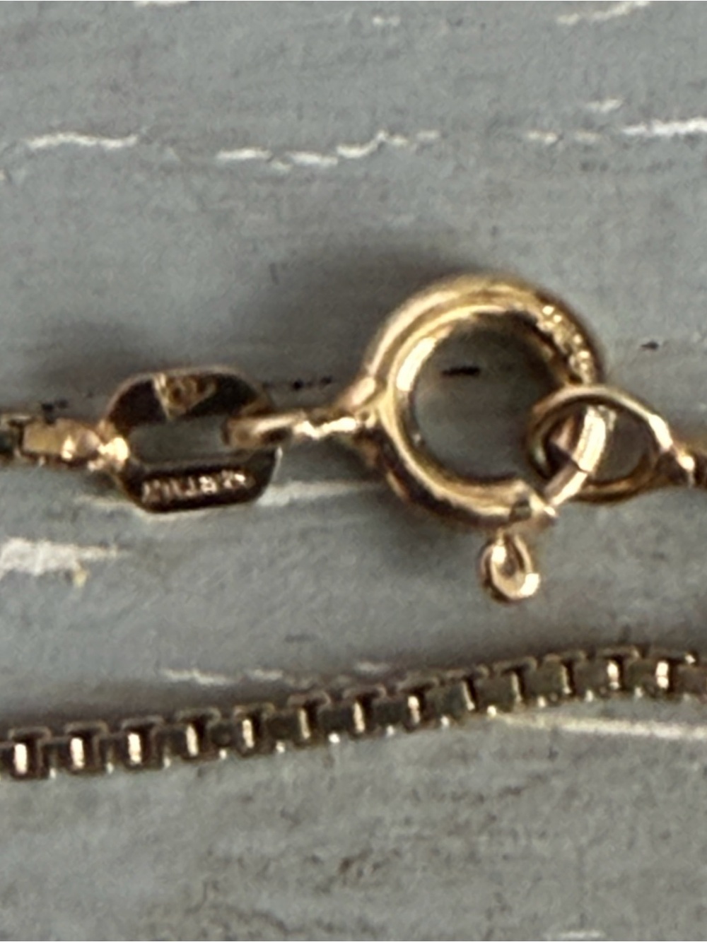 Vintage Colibri Quartz Pendant Watch Necklace - Picture 6 of 6
